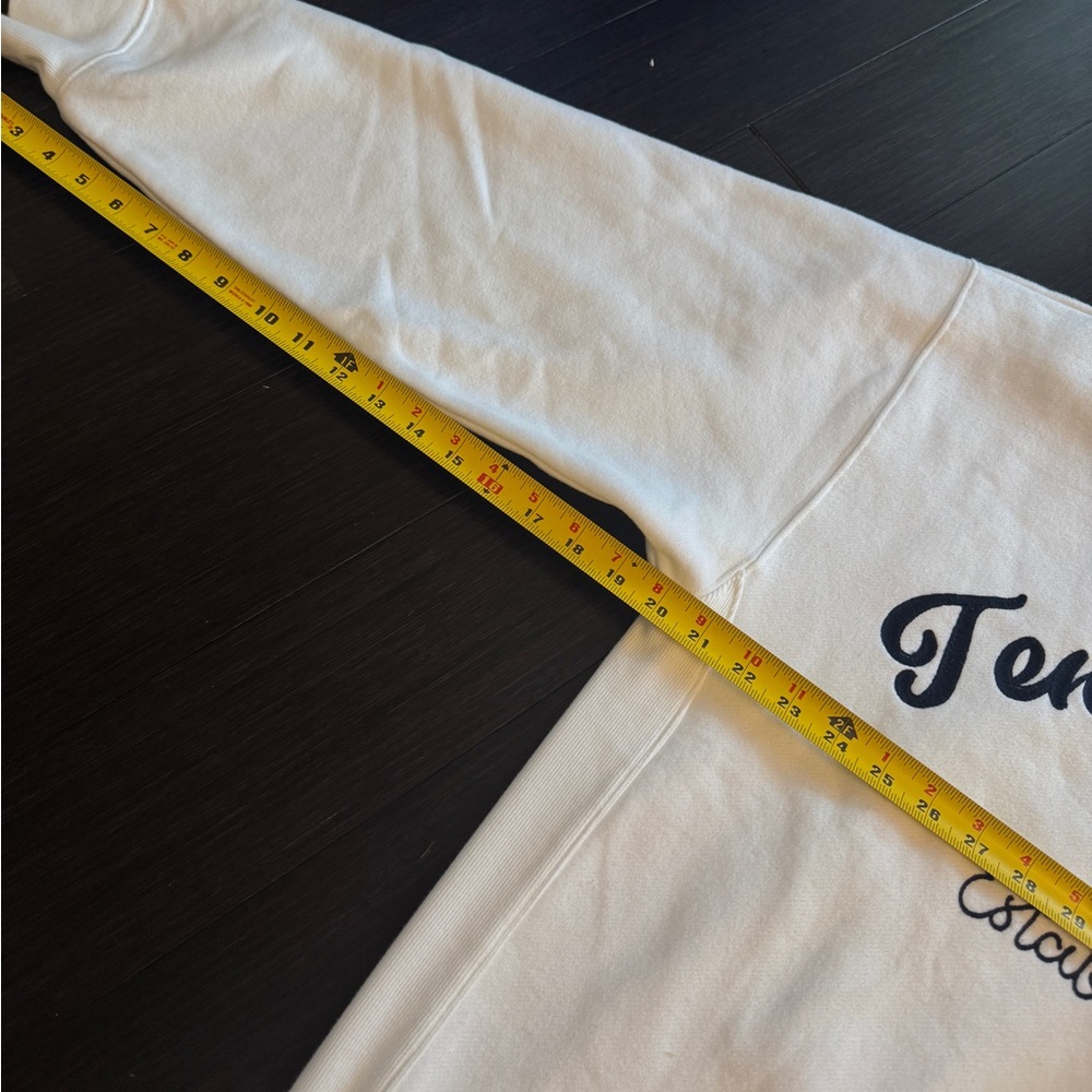 ARITZIA Tennis Club Sweatfleece Boyfriend Crew Sweatshirt - Picture 8 of 12